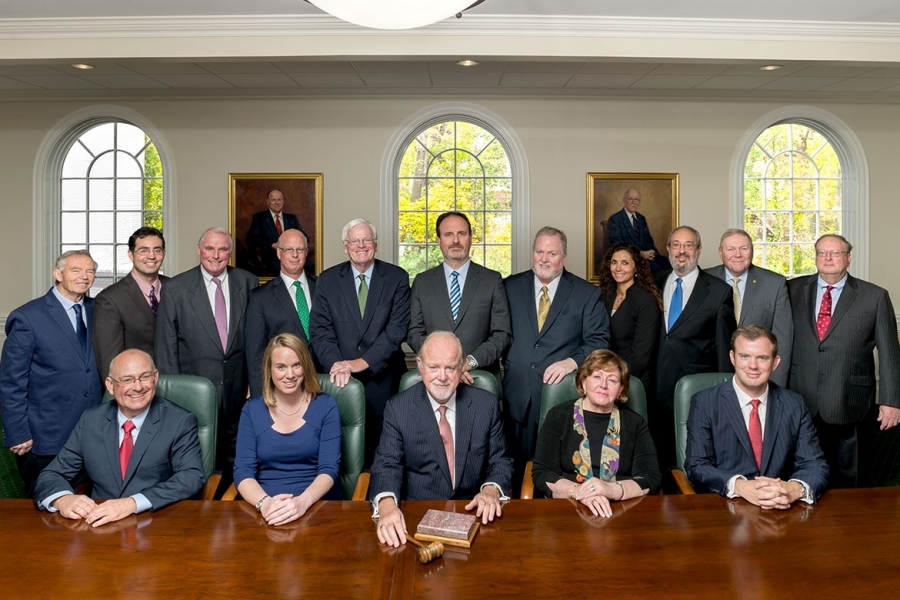 Annual Report Portrait of Board of Directors in Boardroom